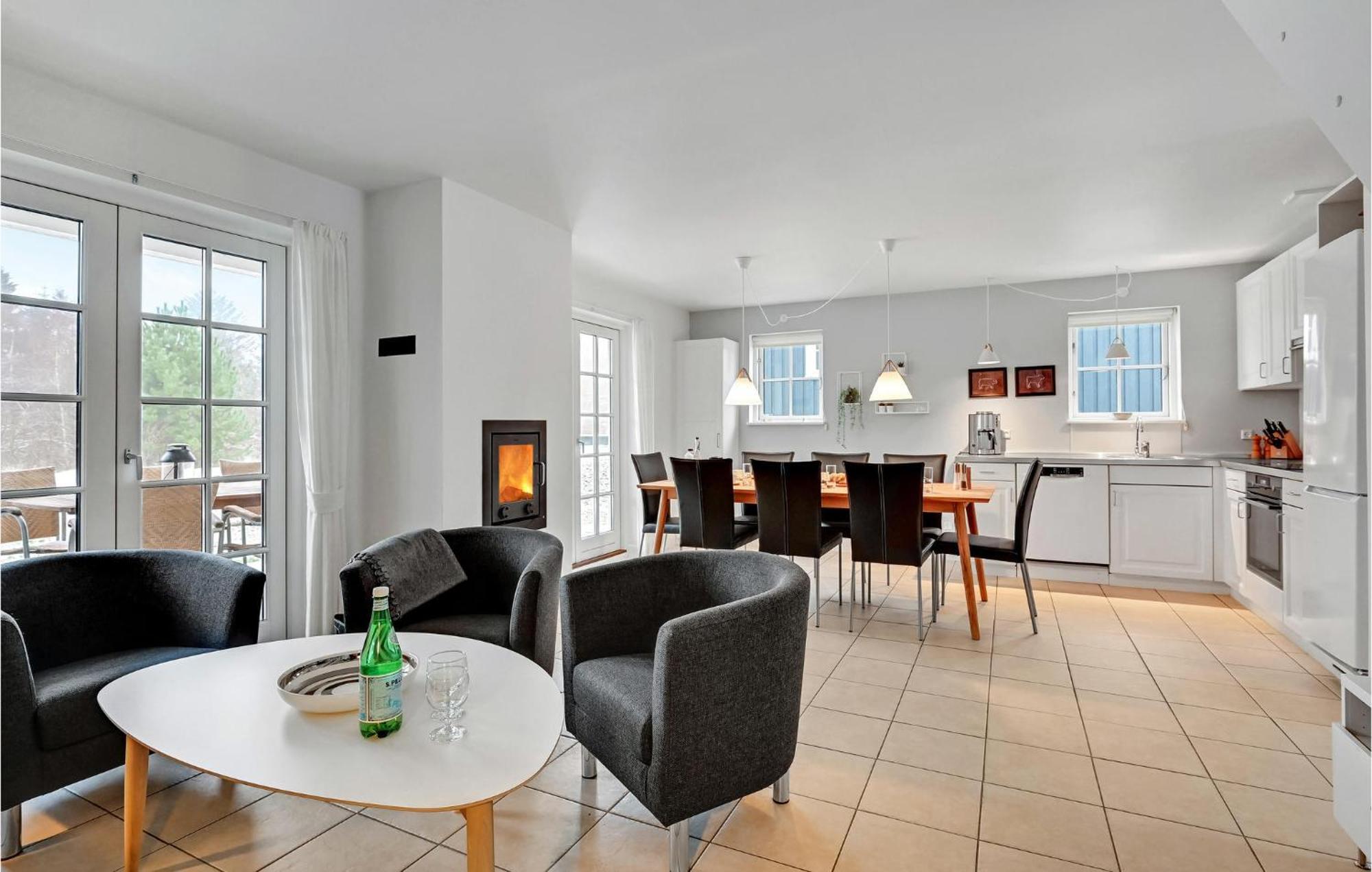 Nice Home In Gjern With Wifi Экстерьер фото