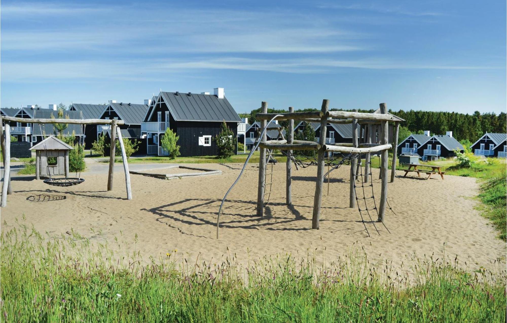 Nice Home In Gjern With Wifi Экстерьер фото