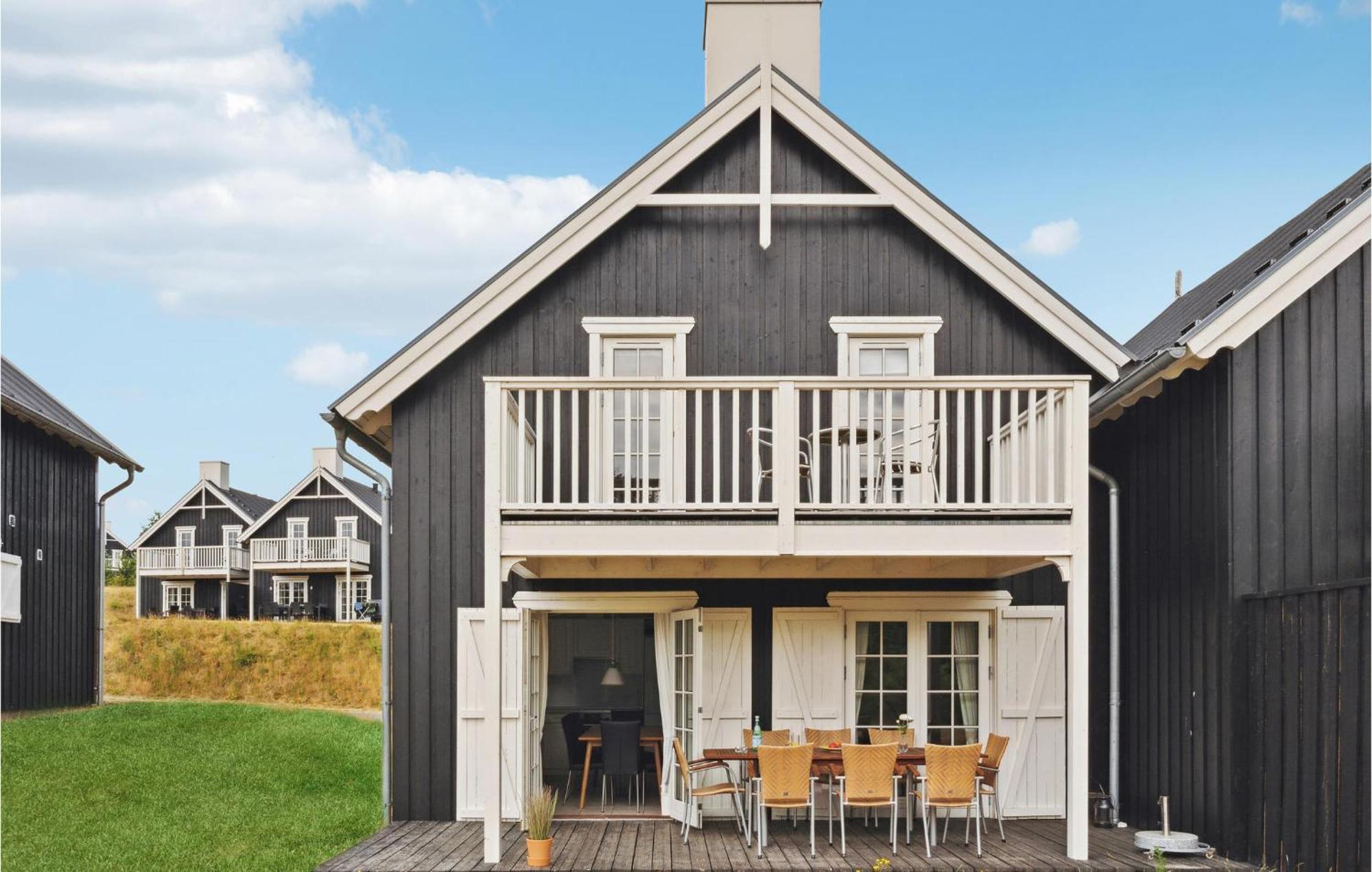 Nice Home In Gjern With Wifi Экстерьер фото
